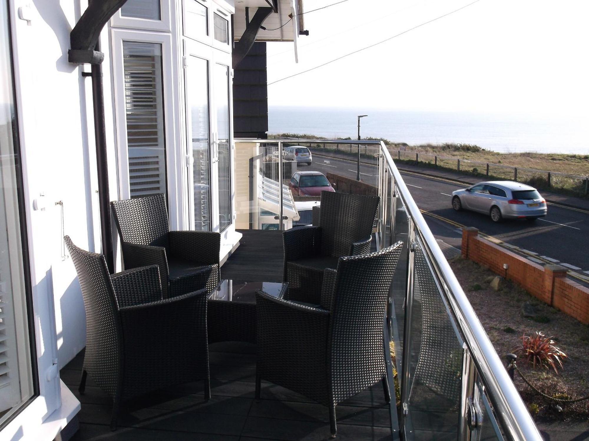 Ferienwohnung The Avoncliffe Bournemouth Exterior foto